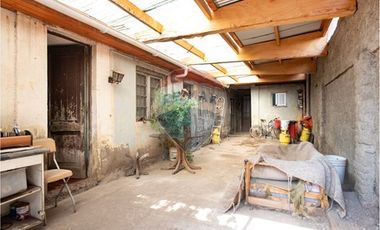 OPORTUNIDAD CASA CON AMPLIO TERRENO SAN JOAQUIN