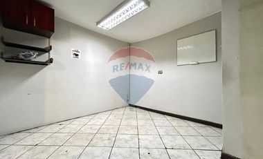 EXCELENTE BODEGA CON OFICINAS, OPORTUNIDAD!!!