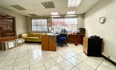 EXCELENTE BODEGA CON OFICINAS, OPORTUNIDAD!!!