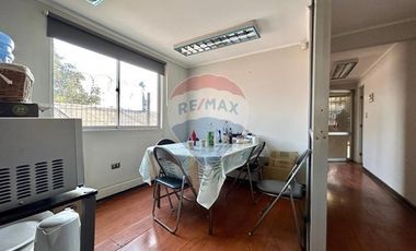 EXCELENTE BODEGA CON OFICINAS, OPORTUNIDAD!!!