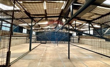 EXCELENTE BODEGA CON OFICINAS, OPORTUNIDAD!!!