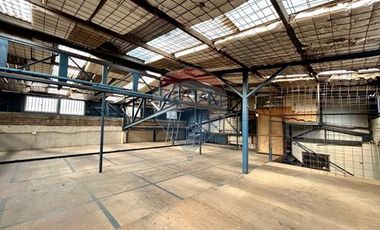 EXCELENTE BODEGA CON OFICINAS, OPORTUNIDAD!!!