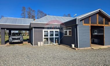 Venta Parcela con Casa y dos Cabañas Gran Terreno