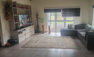 Venta Parcela con Casa y dos Cabañas Gran Terreno