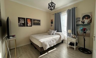 Amplia casa con Estilo Tradicional