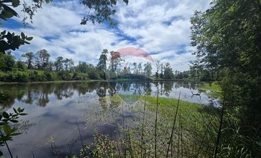 Hermosa Parcela con Acceso directo a Laguna