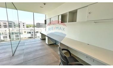 ESPECTACULAR OFICINA EN EL CORAZON DE LA DEHESA