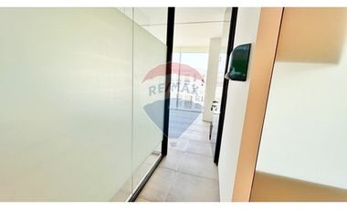 ESPECTACULAR OFICINA EN EL CORAZON DE LA DEHESA