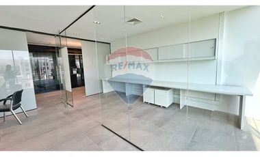 ESPECTACULAR OFICINA EN EL CORAZON DE LA DEHESA