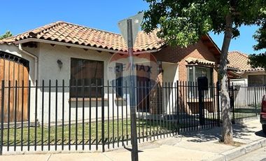 Gran casa con Piscina en Machalí