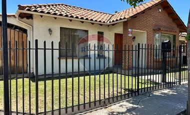 Gran casa con Piscina en Machalí