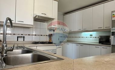 Gran casa con Piscina en Machalí