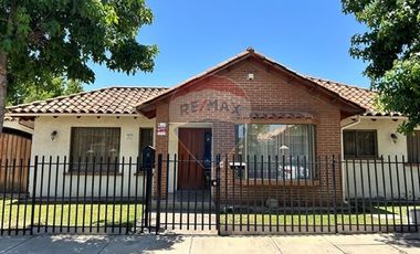 Gran casa con Piscina en Machalí