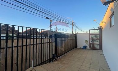 ARRIENDO CASA LOMAS DE SAN SEBASTIAN