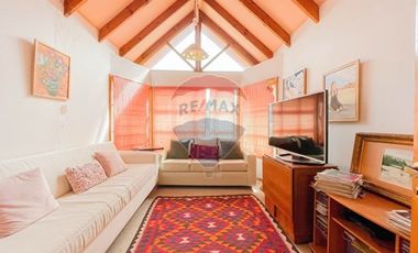 Casa 6D en El Arrayán, terreno 10.300 m²