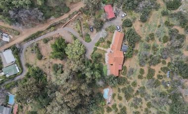 Casa 6D en El Arrayán, terreno 10.300 m²