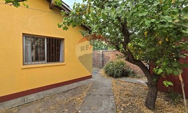 Gran terreno con amplia casa en La Cisterna