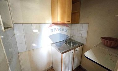 Gran terreno con amplia casa en La Cisterna