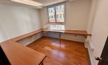 A pasos de Metro Tobalaba, remodelada!