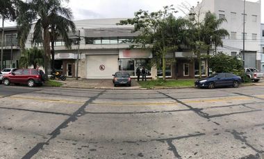 Excelente Local/Deposito/oficina - Munro