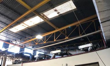 Excelente Local/Deposito/oficina - Munro