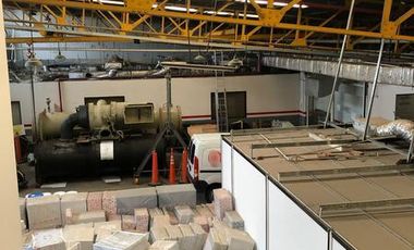 Excelente Local/Deposito/oficina - Munro