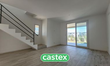 Casa en venta de cuatro ambientes en Chic Village, Pilar