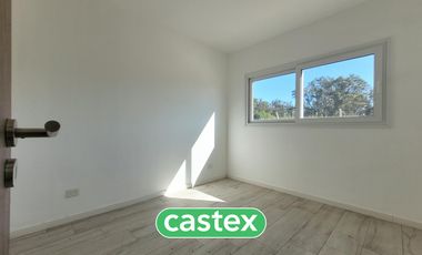 Casa en venta de cuatro ambientes en Chic Village, Pilar