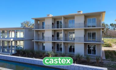 Casa en venta de cuatro ambientes en Chic Village, Pilar