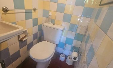 Casa 3 amb. con parque y cochera