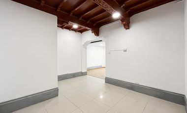 Local en SANTA BEATRIZ