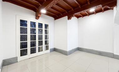 Local en SANTA BEATRIZ