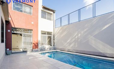 Lisandro Mendez 3400. Triplex en venta de 4 amb. Pileta. Remedios de Escalada.