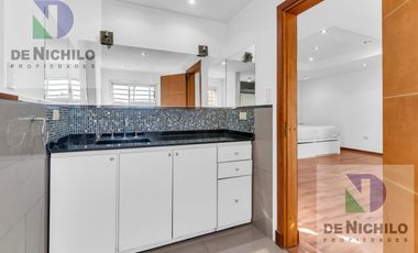 Moderna Casa en  Florencio Varela