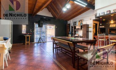 Moderna Casa en  Florencio Varela