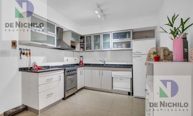 Moderna Casa en  Florencio Varela