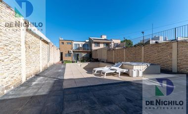 Moderna Casa en  Florencio Varela