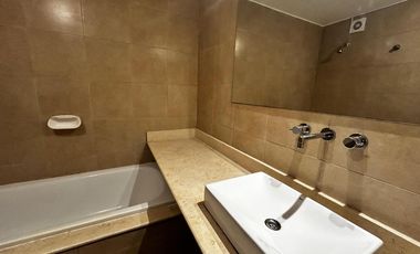 Departamento en venta en Martínez, de 2 ambientes, cochera, baulera.