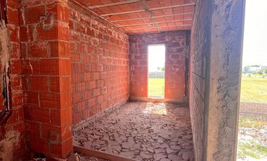 Duplex en Venta de 4 Dormitorios - Barrio San Guillermo