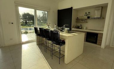 Canning  Casa venta  Fincas de San Vicente