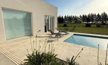 Canning  Casa venta  Fincas de San Vicente