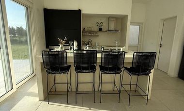 Canning  Casa venta  Fincas de San Vicente