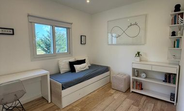 Canning  Casa venta  Fincas de San Vicente