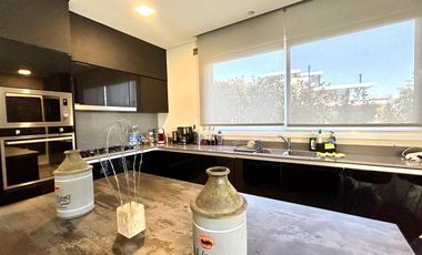 Casa a la laguna en Cabos del Lago, 4 suites y espectacular playroom estilo Hard Rock