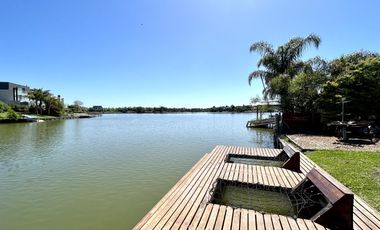 Casa a la laguna en Cabos del Lago, 4 suites y espectacular playroom estilo Hard Rock