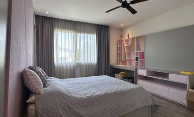 Casa a la laguna en Cabos del Lago, 4 suites y espectacular playroom estilo Hard Rock