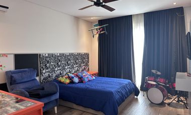 Casa a la laguna en Cabos del Lago, 4 suites y espectacular playroom estilo Hard Rock