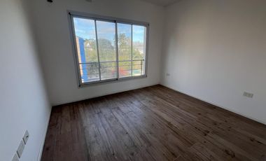 Departamento en venta en La Lonja - con jardín