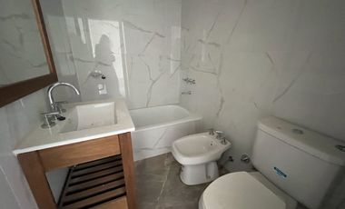 Departamento en venta en La Lonja - con jardín