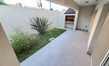 Departamento en venta en La Lonja - con jardín